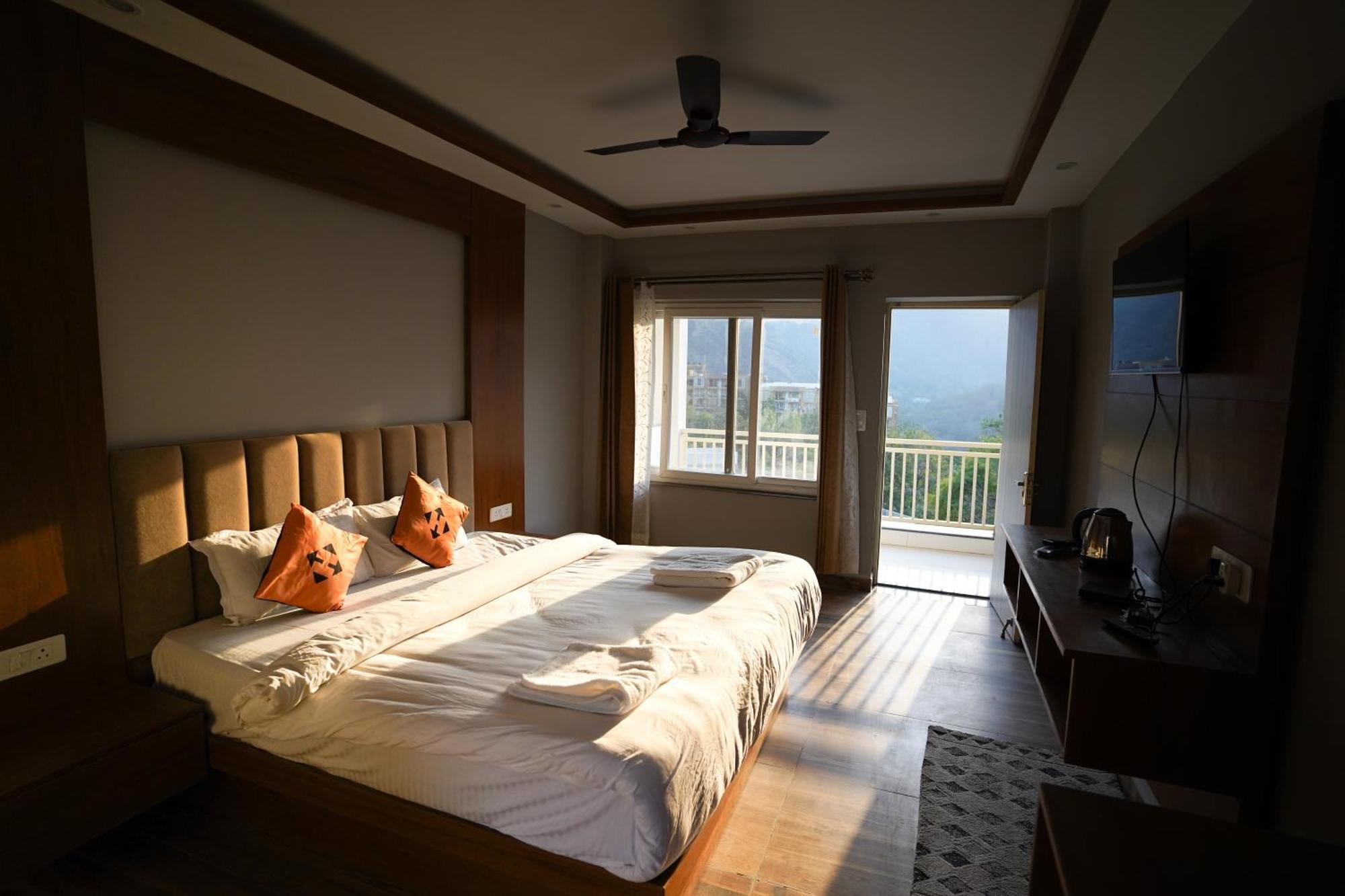 A Pousada Hide-In Rishikesh, Laxman Jhula Exterior foto
